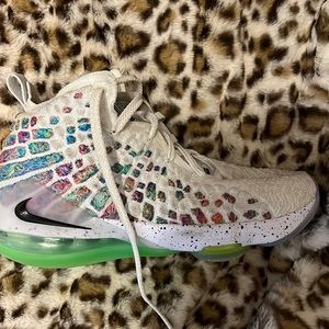 The official shoe of LeBron james 2020